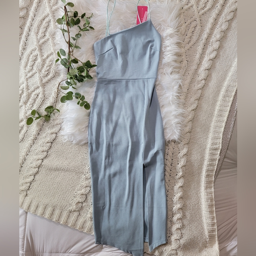 New Beginning Boutique Cecilia Bodycon Midi Dress